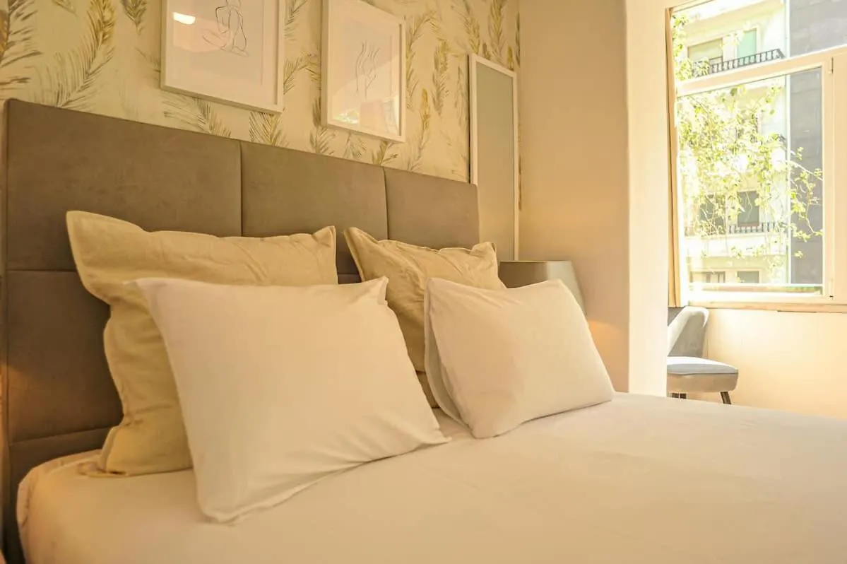 Guest house Guesthouse Marques De Pombal - 8 Bedroom Apartment Lisbon Portugal