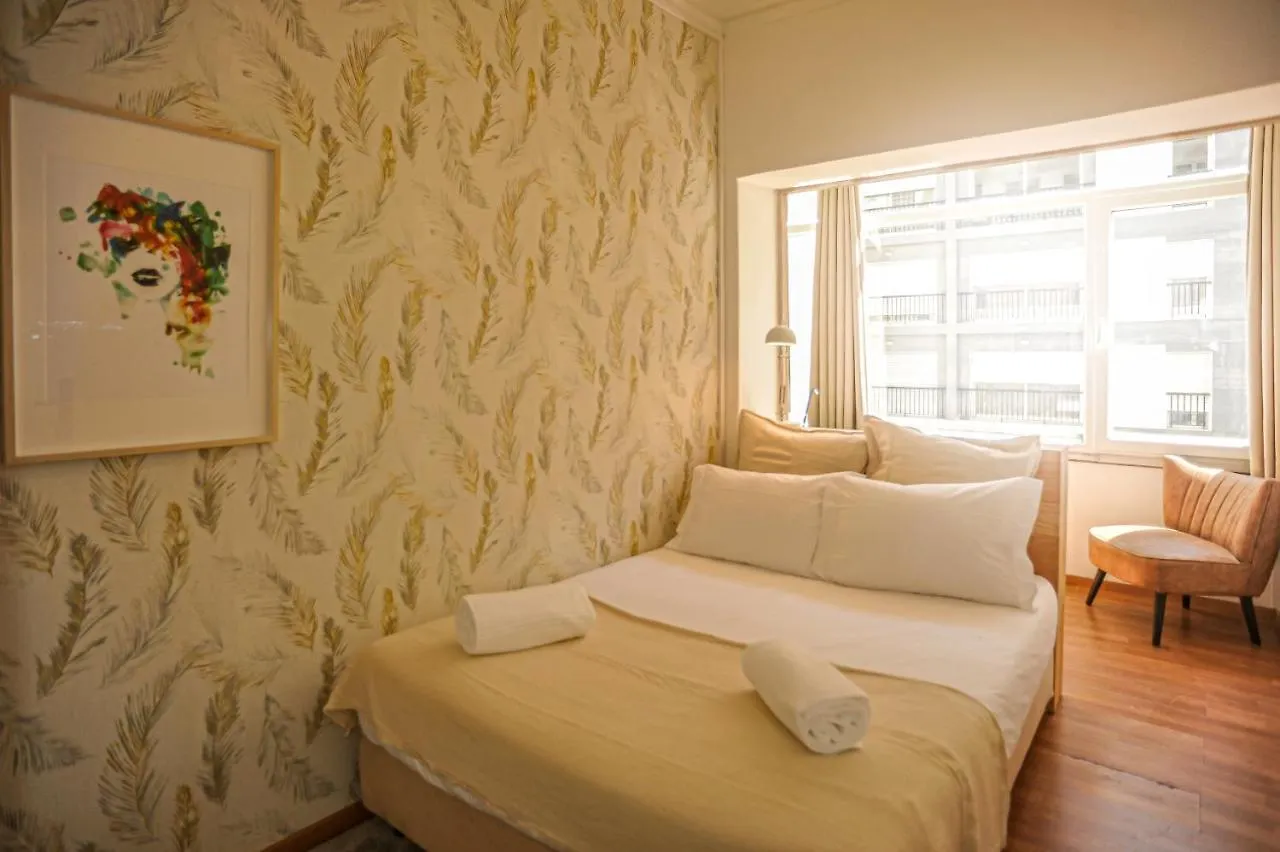 Guesthouse Marques De Pombal - 8 Bedroom Apartment Lisboa 0*,  Portugal